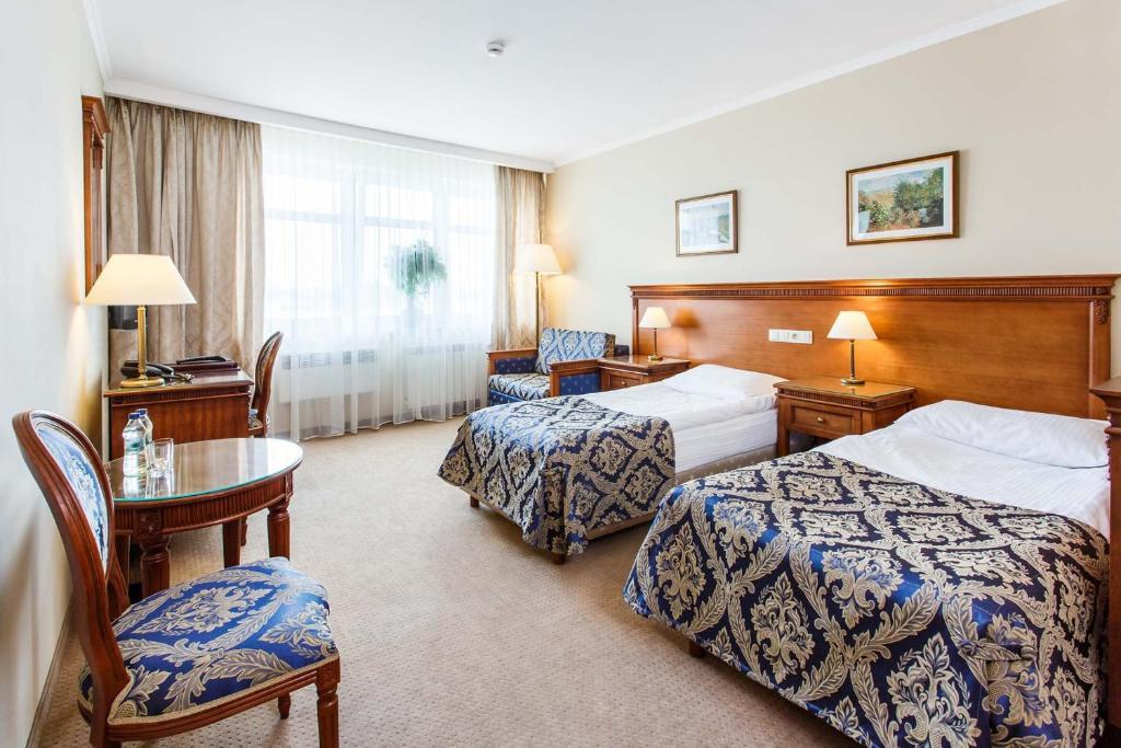 ג'אנוב לובלסקי Hotel Duo Spa חדר תמונה